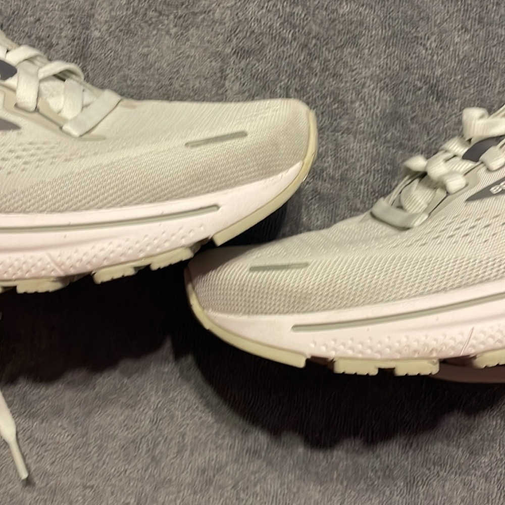 Brooks‎ Adrenaline GTS 22 Women's 9. Running Shoes Support Cushion Comfort Walk - Picture 9 of 9
